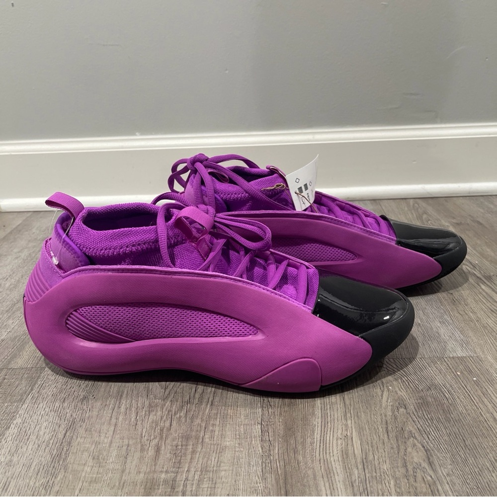 Adidas James Harden Vol 8 Size 10.5 no box